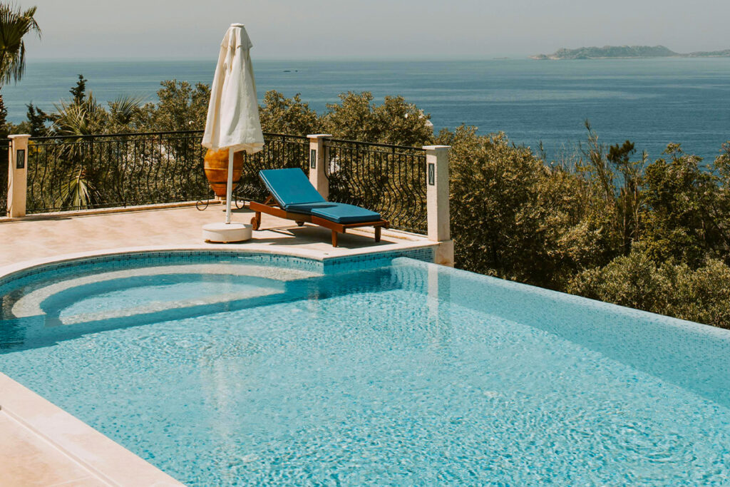 construction de piscine dans le var